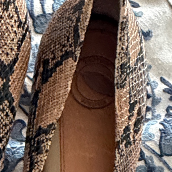 Nurture Snakeskin leather Cork Heel Pumps size 8 4” heel - Picture 14 of 16